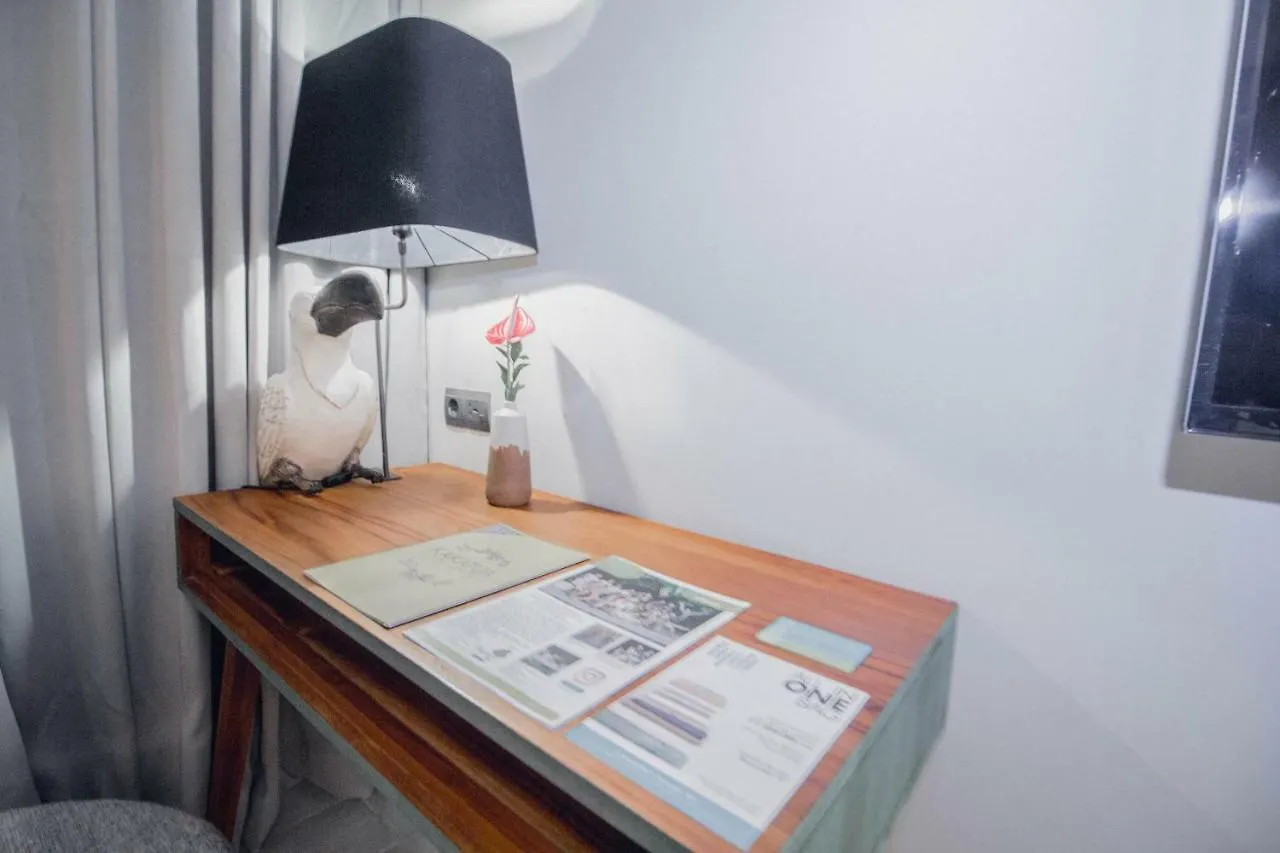 Bed and Breakfast Cozy, Charming, W/Bfast, 10Mnt To Seminyak Beach Ινδονησία